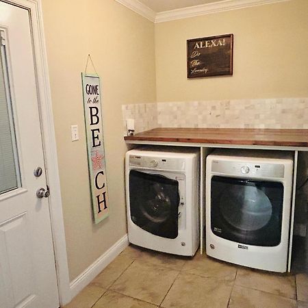 4/3 Home Centrally Located, Beach, Casino, Airport, Dining, Golfing, Shopping, Entertainment กัลฟ์พอร์ต ภายนอก รูปภาพ